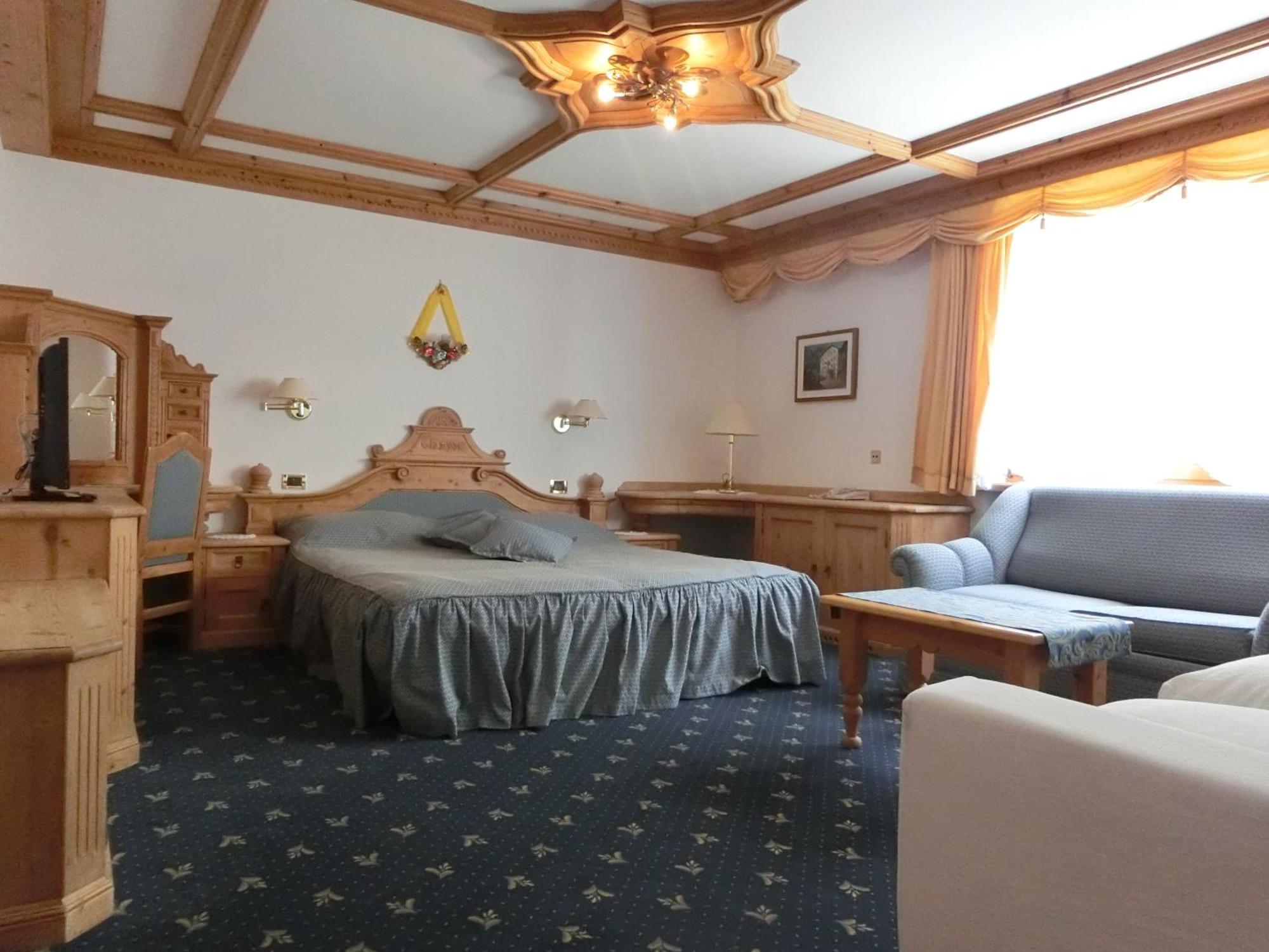 Garni Criss Aparthotel โคลฟอสโก ภายนอก รูปภาพ
