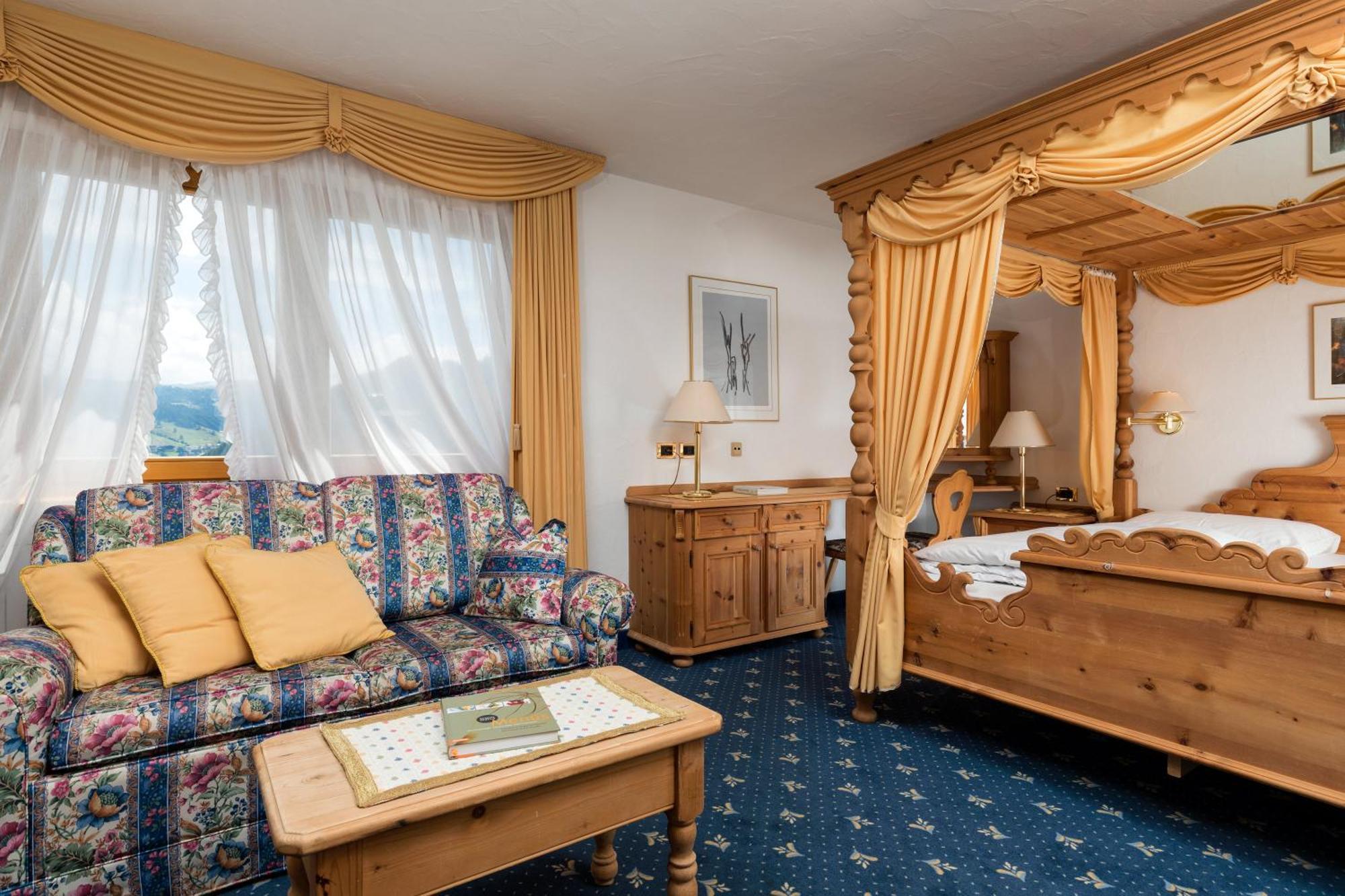 Garni Criss Aparthotel โคลฟอสโก ภายนอก รูปภาพ