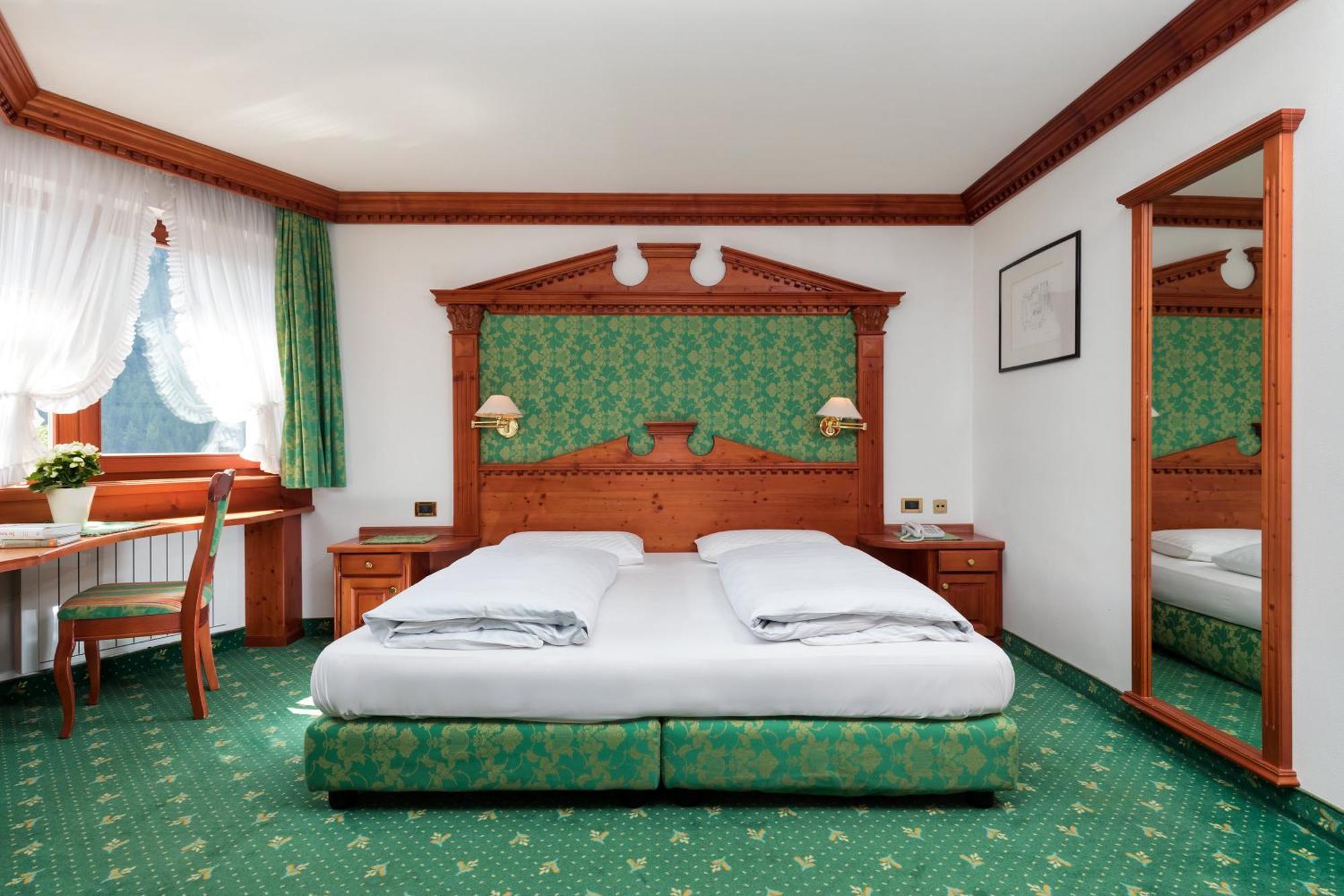 Garni Criss Aparthotel โคลฟอสโก ภายนอก รูปภาพ